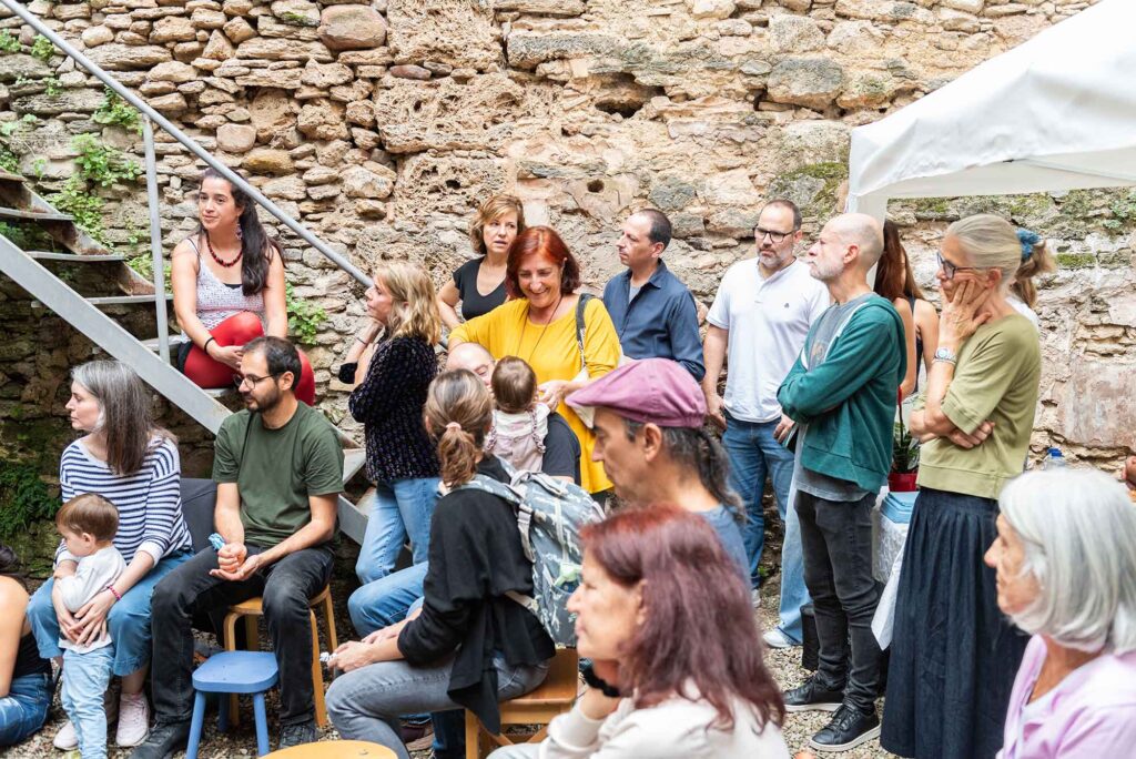 Giravoltar. GESTALT Cecília Poblete